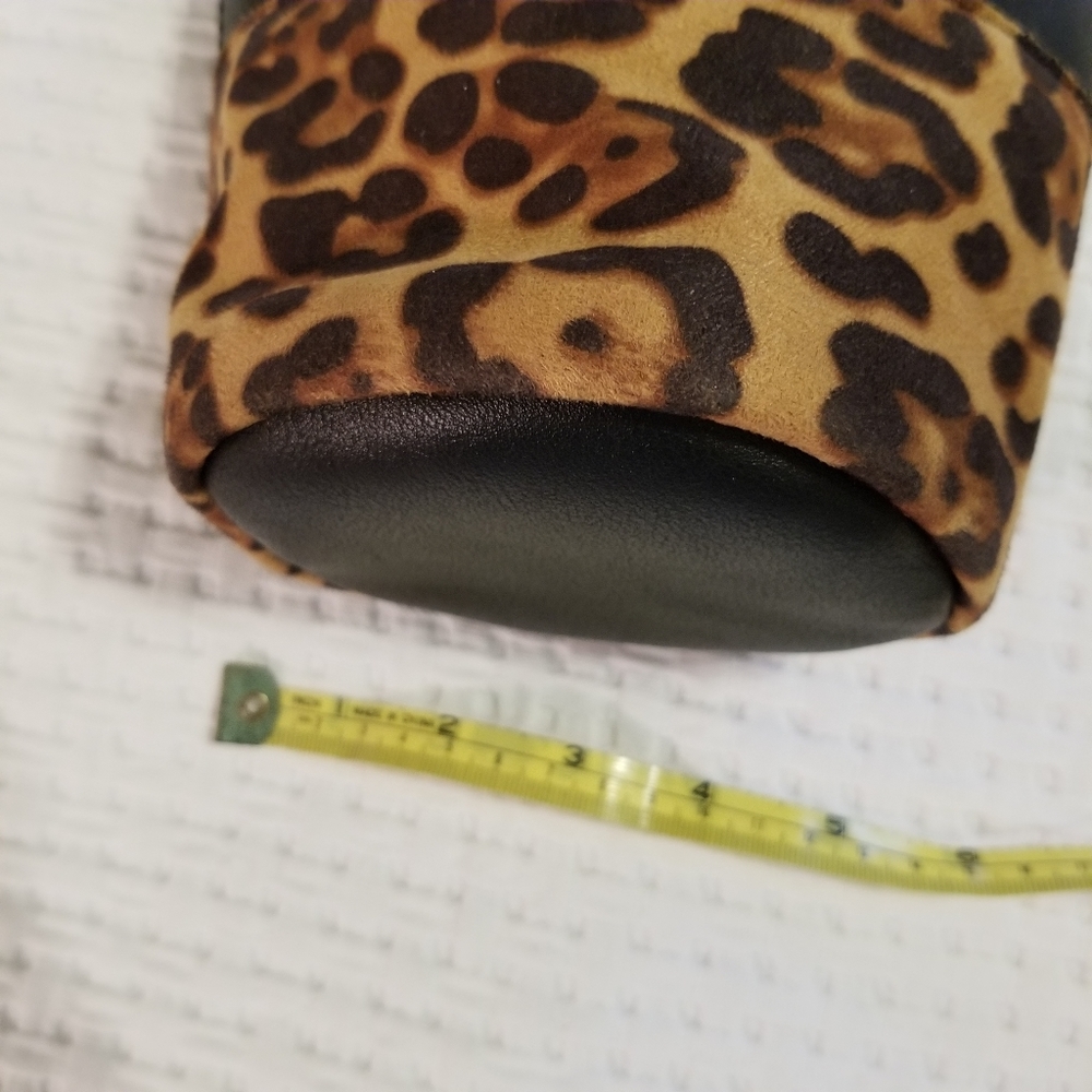 Wild Fable Mini Drawstring Bucket Purse - Picture 6 of 8